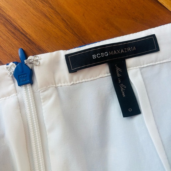 BCBGMAXAZRIA Pleated Skirt with Pockets - Picture 10 of 11